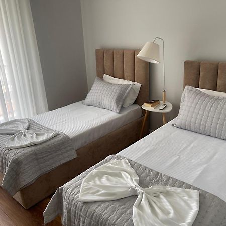New Bazaar, Grand Apartment 티라나 외부 사진